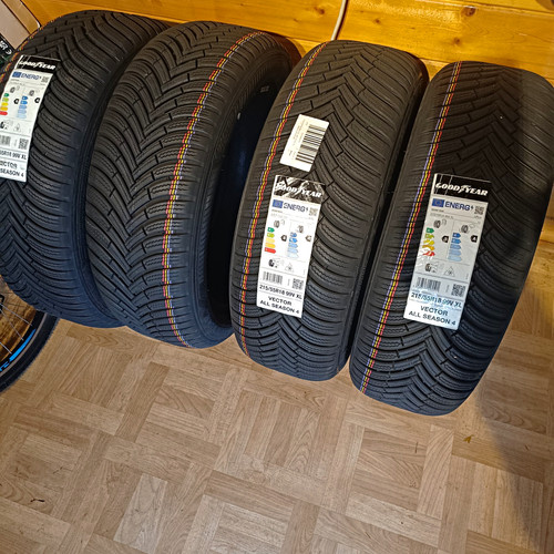 Reifen 215 r18 - 215/55/r18, 92w